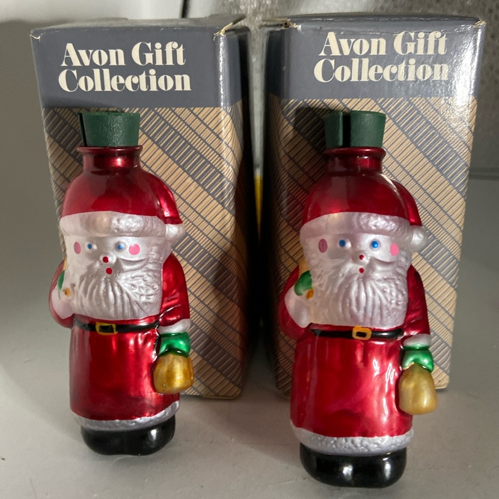 Avon 2 Glass light cover Santa’s 1990’s NIBnever used perfect no chips or cracks